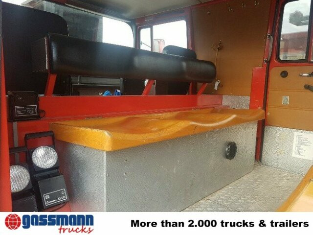 Iveco FM 170 D 11 FA LF 16 TS 4x4, Feuerwehr - Carro de bombeiro: foto 4 Iveco FM 170 D 11 FA LF 16 TS 4x4, Feuerwehr - Carro de bombeiro: foto 4