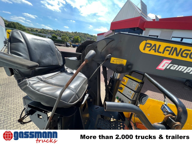 Iveco Stralis AS260SY48 6x2/4, Kran Palfinger PK18001L - Camião de caixa aberta/ Plataforma, Camião grua: foto 2 Iveco Stralis AS260SY48 6x2/4, Kran Palfinger PK18001L - Camião de caixa aberta/ Plataforma, Camião grua: foto 2