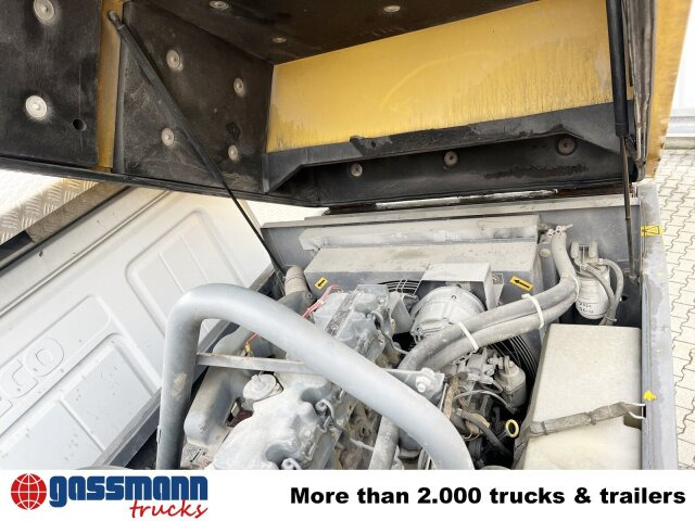 Iveco Trakker AD260T36 6x4, AMV Hubsteiger + - Caminhão tanque, Camião grua: foto 3 Iveco Trakker AD260T36 6x4, AMV Hubsteiger + - Caminhão tanque, Camião grua: foto 3