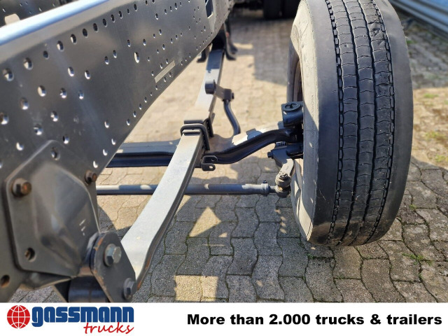 Iveco Trakker AD260T45 6x4, BRANDSCHADEN FAHRERHAUS! - Camião chassi: foto 4 Iveco Trakker AD260T45 6x4, BRANDSCHADEN FAHRERHAUS! - Camião chassi: foto 4