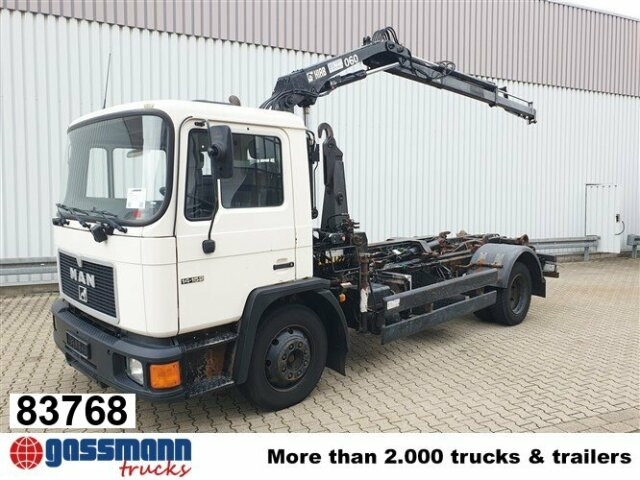 MAN 14.152 F 4x2 BB mit Kran Hiab 060-2 - Camião polibenne, Camião grua: foto 1 MAN 14.152 F 4x2 BB mit Kran Hiab 060-2 - Camião polibenne, Camião grua: foto 1