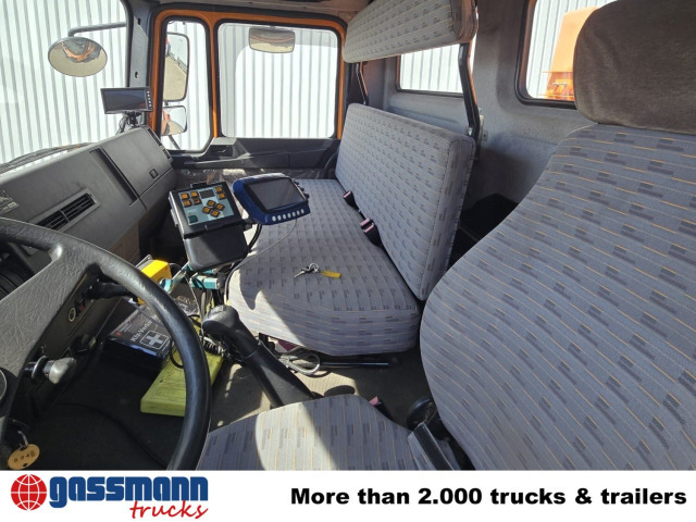 MAN F10 26.272 6x6, F90 - Camião chassi: foto 2 MAN F10 26.272 6x6, F90 - Camião chassi: foto 2