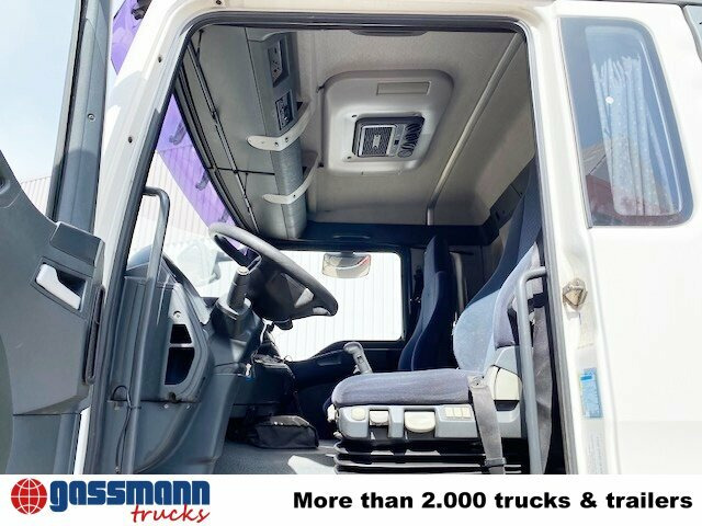 MAN TGA 18.400 4x2 BL Pritsche Heckkran PM17523 - Camião de caixa aberta/ Plataforma, Camião grua: foto 4 MAN TGA 18.400 4x2 BL Pritsche Heckkran PM17523 - Camião de caixa aberta/ Plataforma, Camião grua: foto 4