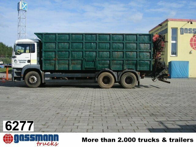 MAN TGA 26.413 BB 6x4 Kran Heckkran Jonsered 1020 - Camião de transporte de madeira, Camião grua: foto 1 MAN TGA 26.413 BB 6x4 Kran Heckkran Jonsered 1020 - Camião de transporte de madeira, Camião grua: foto 1