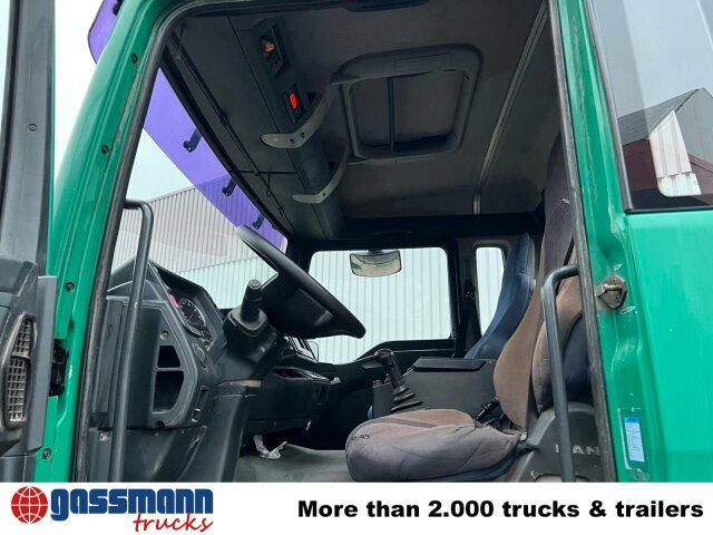 MAN TGA 26.463 6x4 BB - Camião polibenne: foto 2 MAN TGA 26.463 6x4 BB - Camião polibenne: foto 2