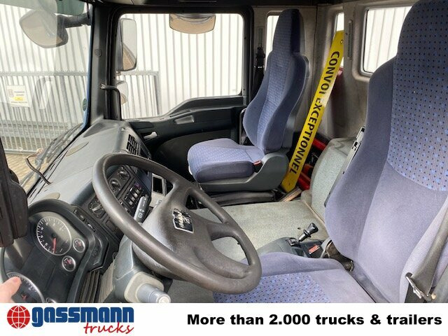 MAN TGA 35.480 8x4-4 BL, Lift-/Lenkachse - Camião chassi: foto 4 MAN TGA 35.480 8x4-4 BL, Lift-/Lenkachse - Camião chassi: foto 4