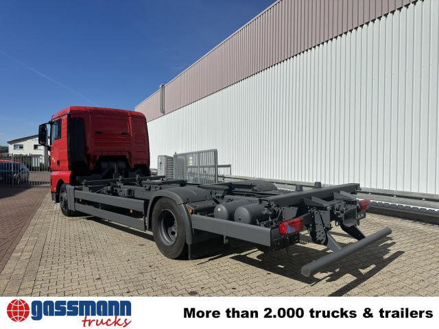 Camião transportador de contêineres/ Caixa móvel MAN TGX 18.360 4X2 LL, Fahrschule: foto 11