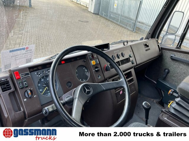 Mercedes-Benz 711 D-KA 4x2, Standklima, 11-Sitze, 2 x on stock - Camião furgão: foto 4 Mercedes-Benz 711 D-KA 4x2, Standklima, 11-Sitze, 2 x on stock - Camião furgão: foto 4