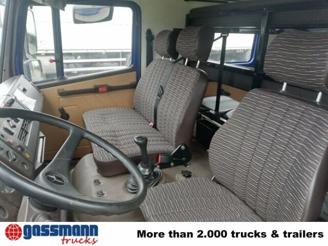 Mercedes-Benz 917 AF 4x4 Doka - Camião de caixa aberta/ Plataforma: foto 2 Mercedes-Benz 917 AF 4x4 Doka - Camião de caixa aberta/ Plataforma: foto 2