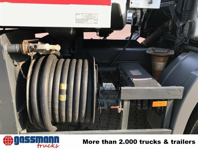 Mercedes-Benz Actros 1841 L 4x2, Esterer Tankaufbau ca. - Caminhão tanque: foto 3 Mercedes-Benz Actros 1841 L 4x2, Esterer Tankaufbau ca. - Caminhão tanque: foto 3