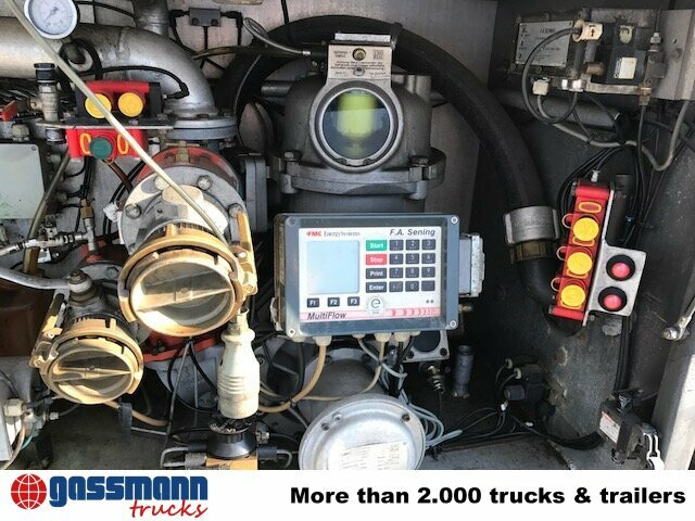 Mercedes-Benz Actros 1841 L 4x2, Esterer Tankaufbau ca. - Caminhão tanque: foto 2 Mercedes-Benz Actros 1841 L 4x2, Esterer Tankaufbau ca. - Caminhão tanque: foto 2