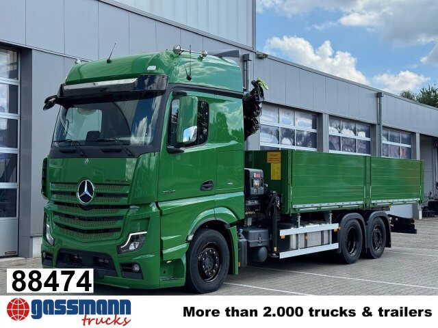 Mercedes-Benz Actros 2548 L 6x2, Actros 2548 L, 6x2 mit Kran - Camião de caixa aberta/ Plataforma, Camião grua: foto 1 Mercedes-Benz Actros 2548 L 6x2, Actros 2548 L, 6x2 mit Kran - Camião de caixa aberta/ Plataforma, Camião grua: foto 1