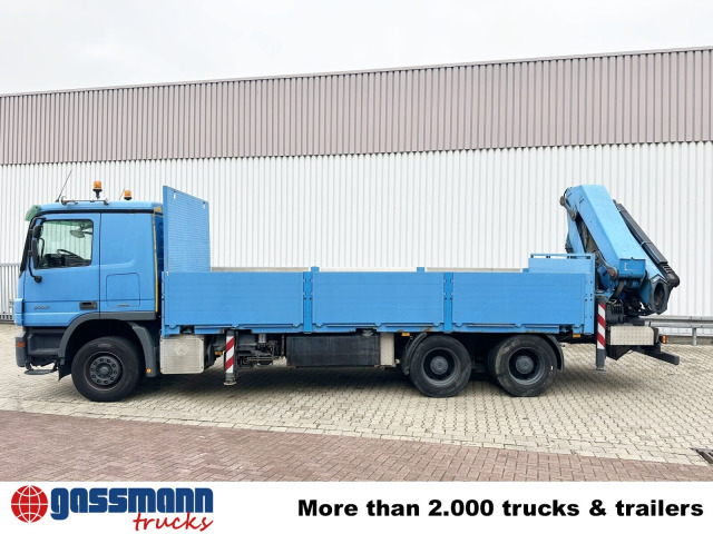 Mercedes-Benz Actros 2741 L 6x4, Twist-Lock ausz. auf 3m, - Camião de caixa aberta/ Plataforma, Camião grua: foto 2 Mercedes-Benz Actros 2741 L 6x4, Twist-Lock ausz. auf 3m, - Camião de caixa aberta/ Plataforma, Camião grua: foto 2