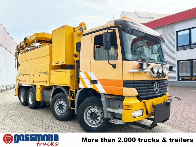 Varredora urbana Mercedes-Benz Actros 3243 K 8x4/4, Müller Saug- und: foto 10