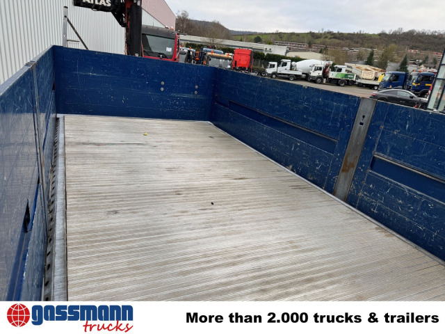 Mercedes-Benz Arocs 2642 6x4 mit Heckkran Atlas AK 186.3 V-2 - Camião de caixa aberta/ Plataforma, Camião grua: foto 2 Mercedes-Benz Arocs 2642 6x4 mit Heckkran Atlas AK 186.3 V-2 - Camião de caixa aberta/ Plataforma, Camião grua: foto 2