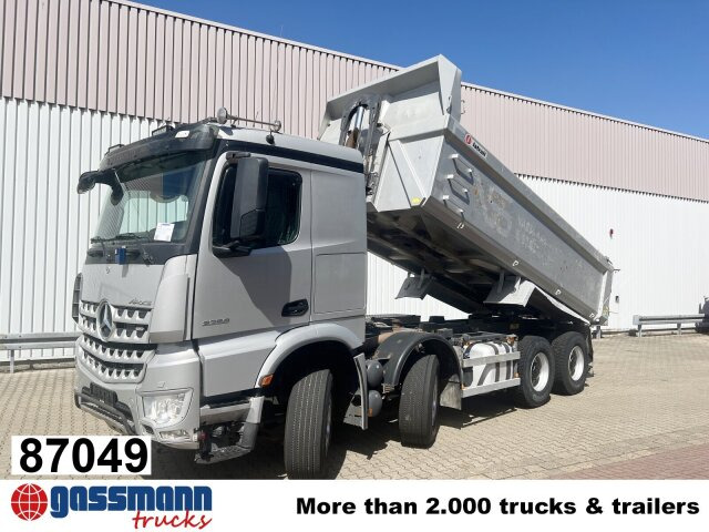Mercedes-Benz Arocs 3251 K 8x4/4, Retarder, Stahlmulde ca. - Dumper: foto 1 Mercedes-Benz Arocs 3251 K 8x4/4, Retarder, Stahlmulde ca. - Dumper: foto 1