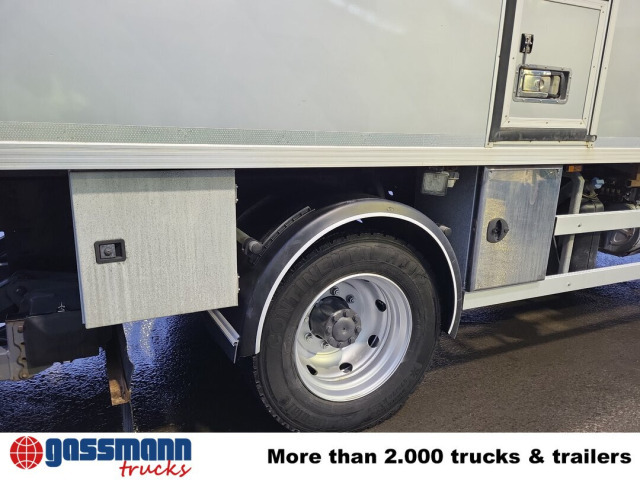 Mercedes-Benz Atego 1330 4x4, Iso-Koffer mit Heizung und LBW - Camião furgão: foto 5 Mercedes-Benz Atego 1330 4x4, Iso-Koffer mit Heizung und LBW - Camião furgão: foto 5