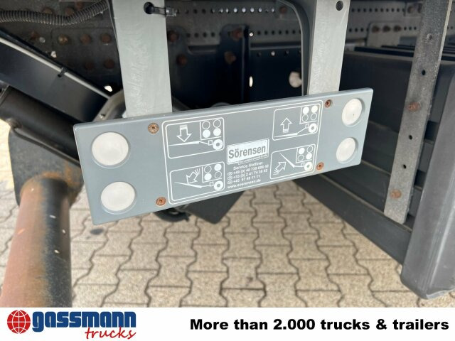 Mercedes-Benz Atego 818/23 L 4x2 mit Sörensen LBW - Camião de caixa aberta/ Plataforma: foto 2 Mercedes-Benz Atego 818/23 L 4x2 mit Sörensen LBW - Camião de caixa aberta/ Plataforma: foto 2