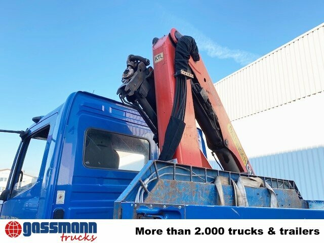 Mercedes-Benz Axor 1828 L 4x2 mit Kran Palfinger PK 9501, Funk - Camião de caixa aberta/ Plataforma, Camião grua: foto 2 Mercedes-Benz Axor 1828 L 4x2 mit Kran Palfinger PK 9501, Funk - Camião de caixa aberta/ Plataforma, Camião grua: foto 2