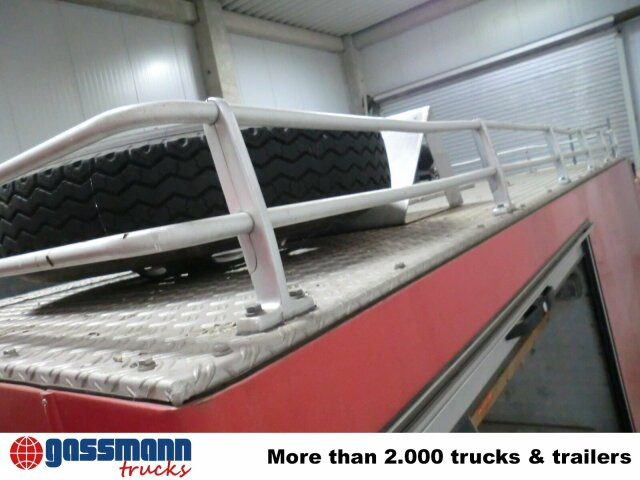 Mercedes-Benz LP 813 4x2 TLF8 Feuerwehr - Carro de bombeiro: foto 3 Mercedes-Benz LP 813 4x2 TLF8 Feuerwehr - Carro de bombeiro: foto 3