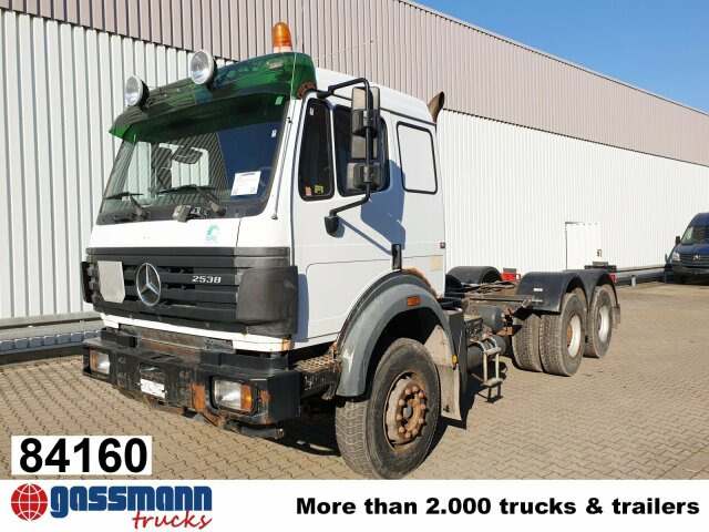 Mercedes-Benz SK II 25/2638 K 6x4, V8, Retarder, 2x - Camião chassi: foto 1 Mercedes-Benz SK II 25/2638 K 6x4, V8, Retarder, 2x - Camião chassi: foto 1