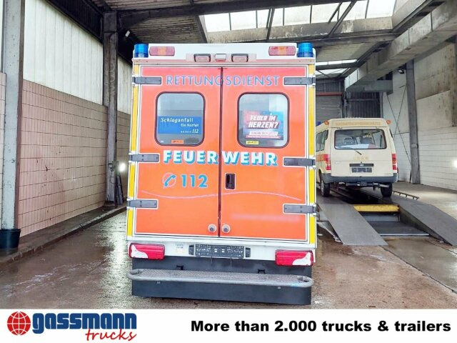 Mercedes-Benz Sprinter 516 CDI 4x2, Rettungswagen, Retarder - Furgão: foto 4 Mercedes-Benz Sprinter 516 CDI 4x2, Rettungswagen, Retarder - Furgão: foto 4