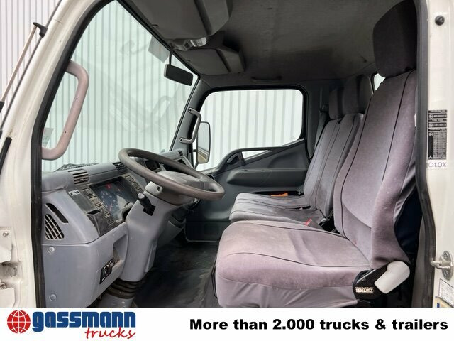 Mitsubishi Canter Fuso 7C15D 4x2 - Camião basculante: foto 2 Mitsubishi Canter Fuso 7C15D 4x2 - Camião basculante: foto 2