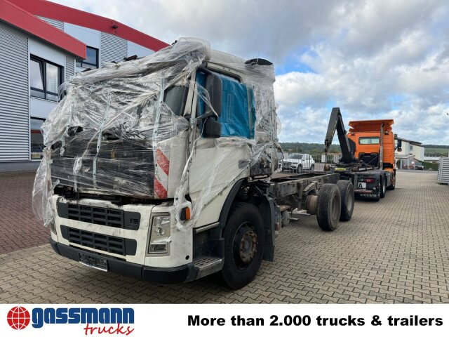 Volvo FM 380 6x4 R mit Brandschaden - Camião basculante: foto 5 Volvo FM 380 6x4 R mit Brandschaden - Camião basculante: foto 5