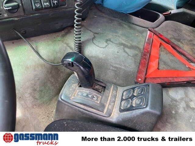 Volvo FM12-420 4x2 mit Heckkran Jonsered 1090, - Camião basculante, Camião grua: foto 5 Volvo FM12-420 4x2 mit Heckkran Jonsered 1090, - Camião basculante, Camião grua: foto 5