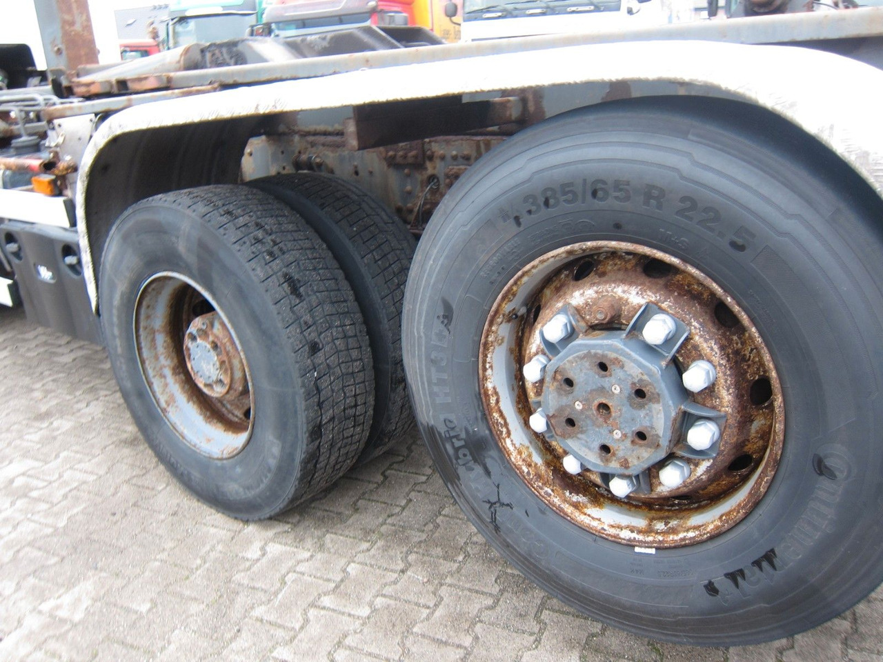 Volvo FH 460 Globe 8X2 Haken 25T Manual Ap-Achse - Camião polibenne: foto 5 Volvo FH 460 Globe 8X2 Haken 25T Manual Ap-Achse - Camião polibenne: foto 5