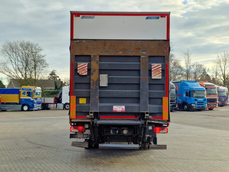 Camião furgão MAN TGM 18.340 4x2 - Sleepercab - Box with sidedoors - Loadlift - Full air - Euro 6 - Automatic: foto 8 Camião furgão MAN TGM 18.340 4x2 - Sleepercab - Box with sidedoors - Loadlift - Full air - Euro 6 - Automatic: foto 8