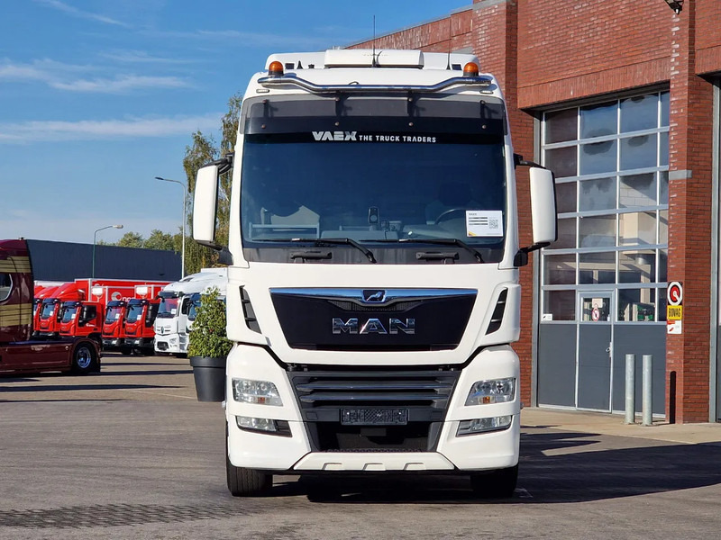 MAN TGX 26.500 6x2 XXL - Chassis - Full air - Night clima - AS Tronic - - Camião chassi: foto 2 MAN TGX 26.500 6x2 XXL - Chassis - Full air - Night clima - AS Tronic - - Camião chassi: foto 2