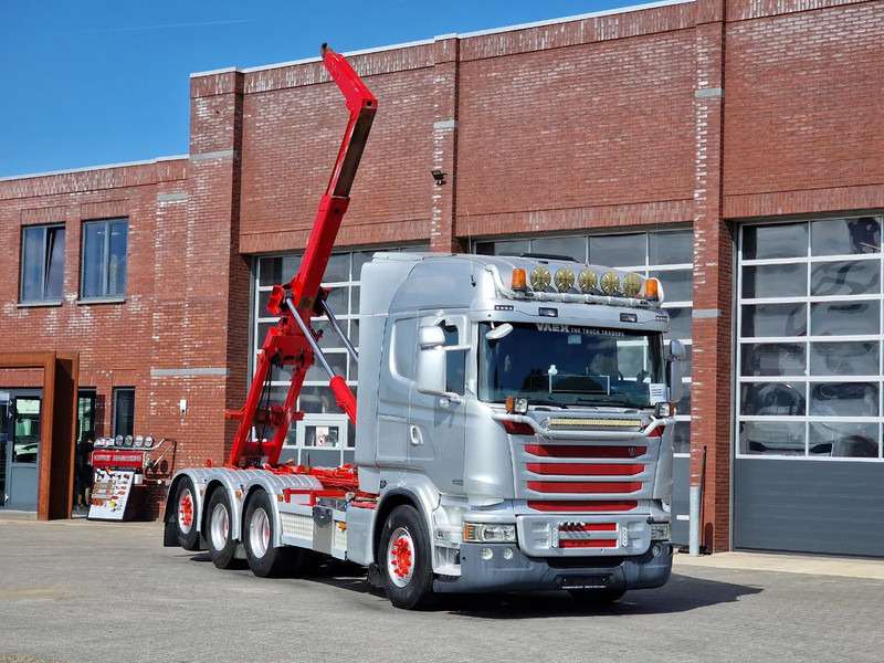 Scania R490 8x4*4 - HIAB XR24SL58 24T hooklift - Euro 6 - Full air - Steering axle - Camião polibenne: foto 1 Scania R490 8x4*4 - HIAB XR24SL58 24T hooklift - Euro 6 - Full air - Steering axle - Camião polibenne: foto 1
