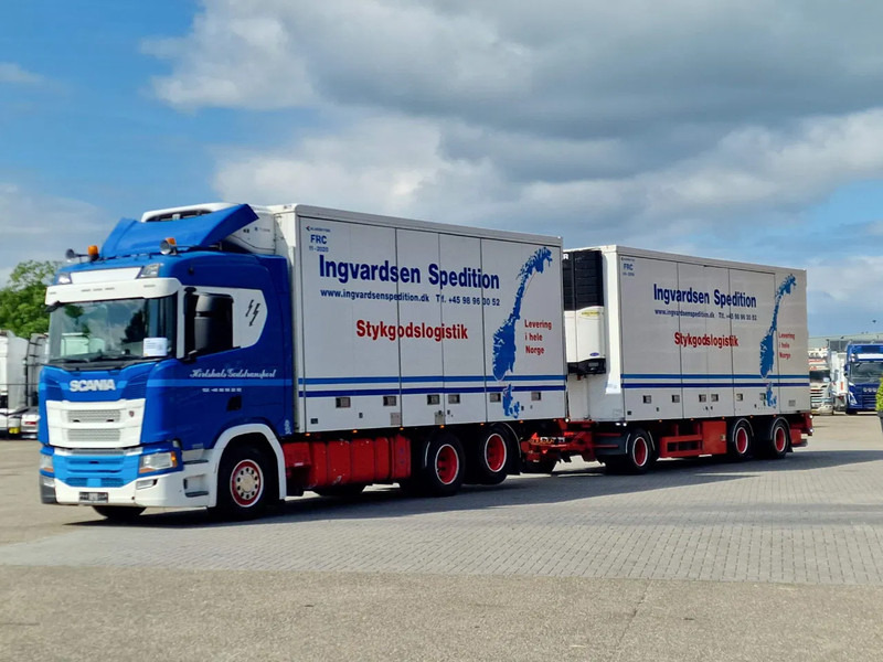 Scania R500 NGS B6X2NB / Trailer-Bygg 12-2004 / Frigobox Sidedoors / Rohrbahen / hooks - Camião frigorífico: foto 3 Scania R500 NGS B6X2NB / Trailer-Bygg 12-2004 / Frigobox Sidedoors / Rohrbahen / hooks - Camião frigorífico: foto 3