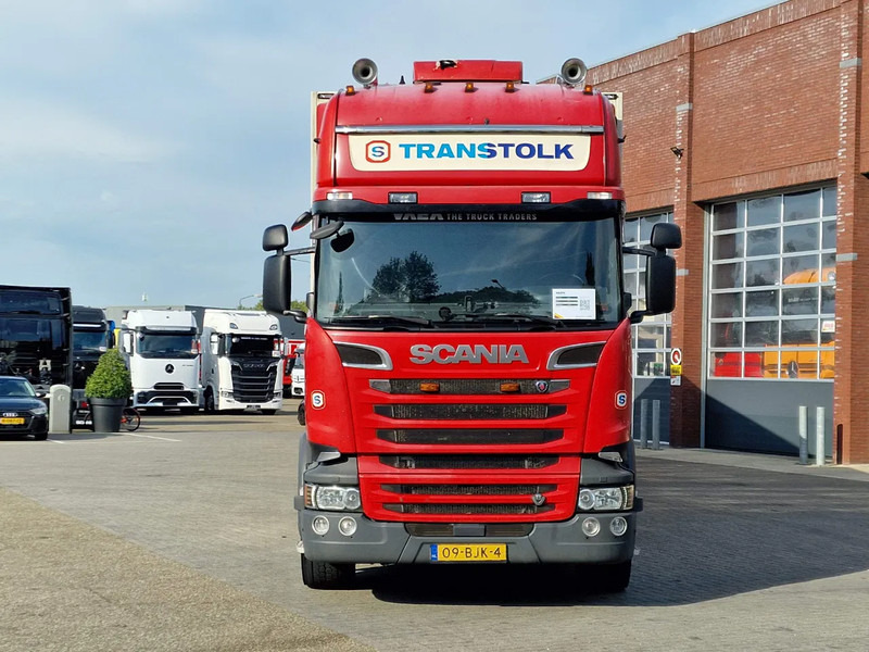 Scania R580 Topline 6x2*4 Frigo + Burg trailer - Retarder - Steering axle - Night clima - Camião frigorífico: foto 2 Scania R580 Topline 6x2*4 Frigo + Burg trailer - Retarder - Steering axle - Night clima - Camião frigorífico: foto 2