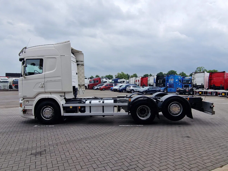 Scania R580 V8 Highline 6x2*4 - Chassis - Retarder - Steering axle - 410 WB - Custom interior - Full air - Camião chassi: foto 4 Scania R580 V8 Highline 6x2*4 - Chassis - Retarder - Steering axle - 410 WB - Custom interior - Full air - Camião chassi: foto 4