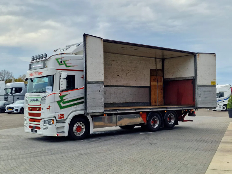 Scania R580 V8 NGS Highline 6x2 - Box with sidedoors - Loadlift - Retarder - Full air - 475 wb - Camião furgão: foto 4 Scania R580 V8 NGS Highline 6x2 - Box with sidedoors - Loadlift - Retarder - Full air - 475 wb - Camião furgão: foto 4