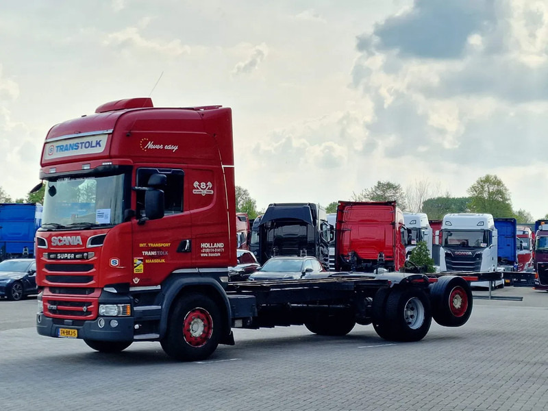 Scania R730 Topline 6x2*4 - Retarder - King of the Road - Night clima - Steering axle - Leather - Camião chassi: foto 3 Scania R730 Topline 6x2*4 - Retarder - King of the Road - Night clima - Steering axle - Leather - Camião chassi: foto 3