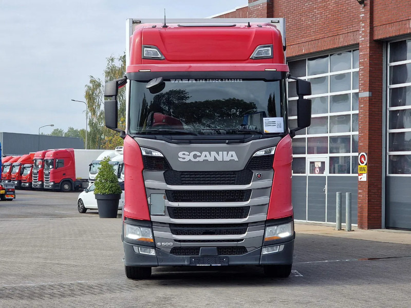 Scania S500 NGS Highline 6x2 - BDF - Full air - Loadlift - Box - Navi - Retarder - Camião transportador de contêineres/ Caixa móvel: foto 2 Scania S500 NGS Highline 6x2 - BDF - Full air - Loadlift - Box - Navi - Retarder - Camião transportador de contêineres/ Caixa móvel: foto 2