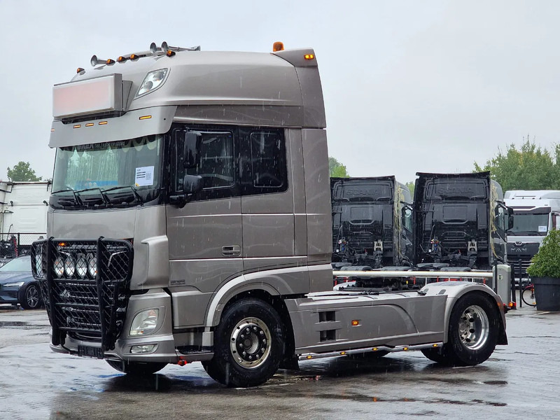 DAF XF 480 SuperSpaceCab 4x2 - Show truck - PTO/Hydraulic - Night clima - 2x tank - - Tractor: foto 3 DAF XF 480 SuperSpaceCab 4x2 - Show truck - PTO/Hydraulic - Night clima - 2x tank - - Tractor: foto 3