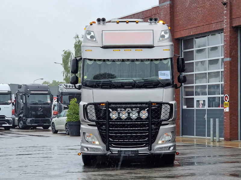 DAF XF 480 SuperSpaceCab 4x2 - Show truck - PTO/Hydraulic - Night clima - 2x tank - - Tractor: foto 2 DAF XF 480 SuperSpaceCab 4x2 - Show truck - PTO/Hydraulic - Night clima - 2x tank - - Tractor: foto 2