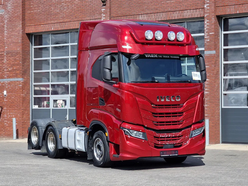 Iveco S-WAY 570 6x2 - Retarder - Full air - 3.20 WB - Navi - Tractor: foto 1 Iveco S-WAY 570 6x2 - Retarder - Full air - 3.20 WB - Navi - Tractor: foto 1