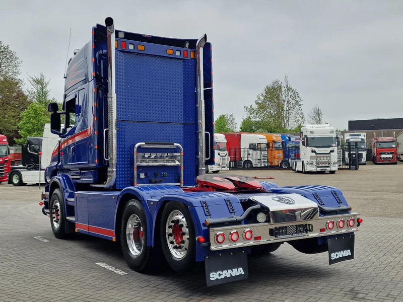 Scania T580 V8 Topline 6x2 - Original Scania Hauber / Torpedo - Manual gearbox - Show truck - Retarder - Tractor: foto 5 Scania T580 V8 Topline 6x2 - Original Scania Hauber / Torpedo - Manual gearbox - Show truck - Retarder - Tractor: foto 5