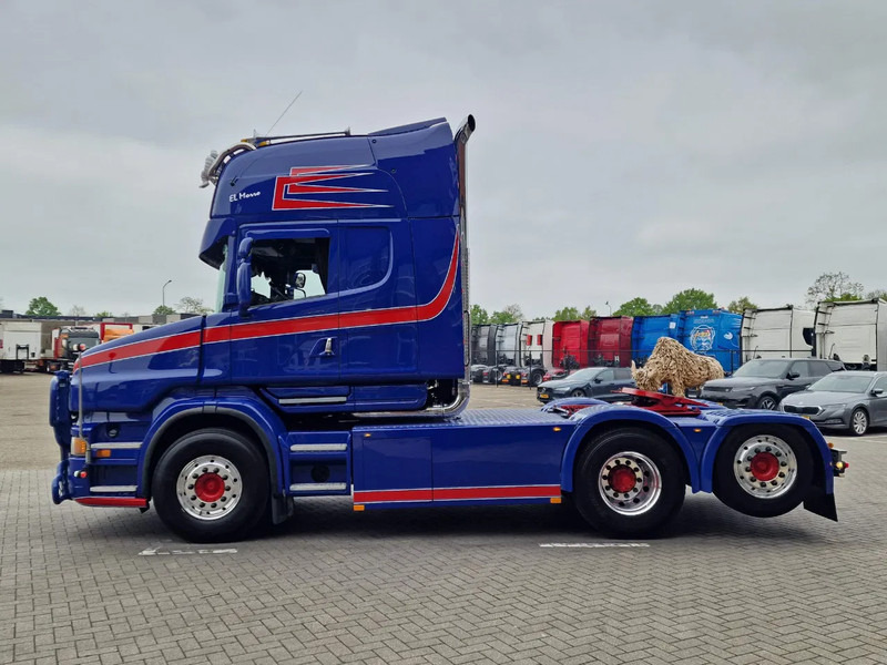 Scania T580 V8 Topline 6x2 - Original Scania Hauber / Torpedo - Manual gearbox - Show truck - Retarder - Tractor: foto 4 Scania T580 V8 Topline 6x2 - Original Scania Hauber / Torpedo - Manual gearbox - Show truck - Retarder - Tractor: foto 4