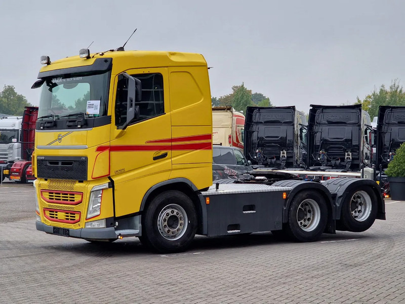 Volvo FH 13.500 6x4 - Lift axle - PTO/Hydraulic - Full air - Navi - - Tractor: foto 3 Volvo FH 13.500 6x4 - Lift axle - PTO/Hydraulic - Full air - Navi - - Tractor: foto 3