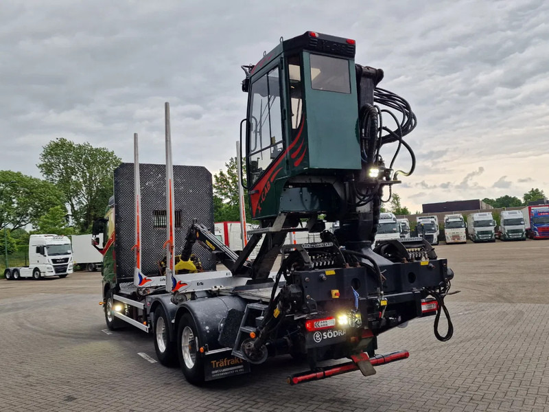 Camião de transporte de madeira, Camião grua Volvo FH 13.540 6x4 - HIAB / Loglift F125Z 80 Crane - Krane - Grua year 2019: foto 7