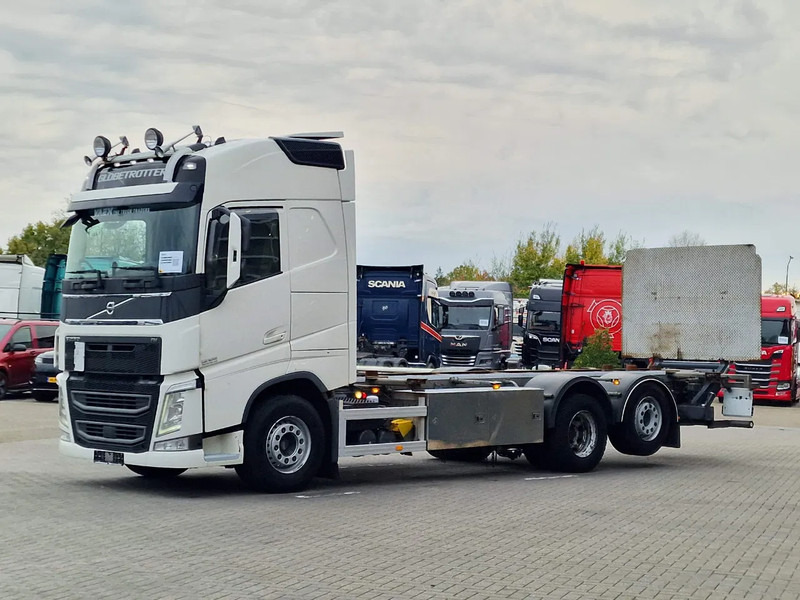 Volvo FH 13.540 Globetrotter 6x2 - BDF - Loadlift - Full air - I parkcool - 4.80 WB - Camião transportador de contêineres/ Caixa móvel: foto 3 Volvo FH 13.540 Globetrotter 6x2 - BDF - Loadlift - Full air - I parkcool - 4.80 WB - Camião transportador de contêineres/ Caixa móvel: foto 3