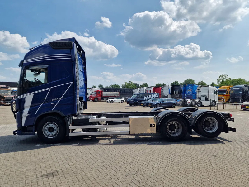 Volvo FH 13.540 Globetrotter XL 6x2 - Retarder - Full air - 4.60 WB - I shift dual clutch - Camião chassi: foto 4 Volvo FH 13.540 Globetrotter XL 6x2 - Retarder - Full air - 4.60 WB - I shift dual clutch - Camião chassi: foto 4