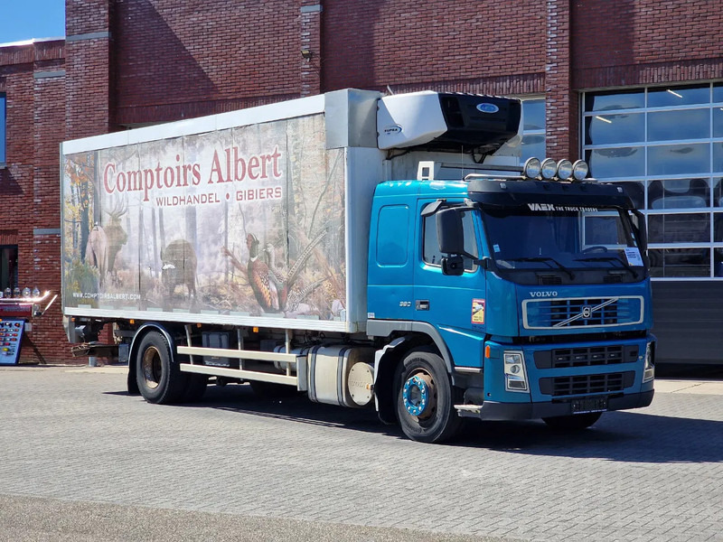 Volvo FM 12.380 4x2 - Frigo Carrier Supra - Loadlift - Hooks/Rohrbahnen/Vleeshang - Camião frigorífico: foto 1 Volvo FM 12.380 4x2 - Frigo Carrier Supra - Loadlift - Hooks/Rohrbahnen/Vleeshang - Camião frigorífico: foto 1