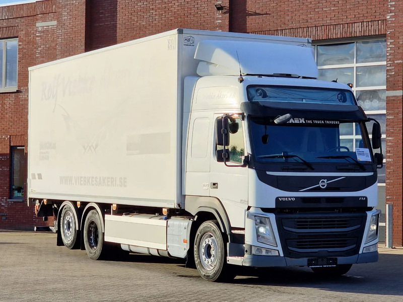 Volvo FM 13.460 Globetrotter 6x2*4 - Frigo Carrier Supra 1150 U MT - Zepro loadlift - Steering axle - Camião frigorífico: foto 1 Volvo FM 13.460 Globetrotter 6x2*4 - Frigo Carrier Supra 1150 U MT - Zepro loadlift - Steering axle - Camião frigorífico: foto 1